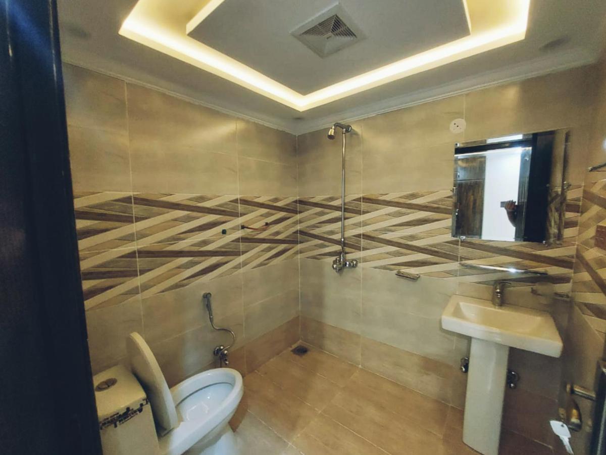 Hotel White Pearl Лахор Экстерьер фото