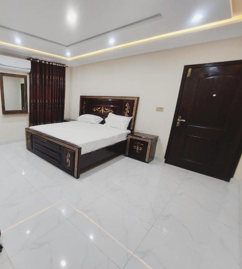 Hotel White Pearl Лахор Экстерьер фото
