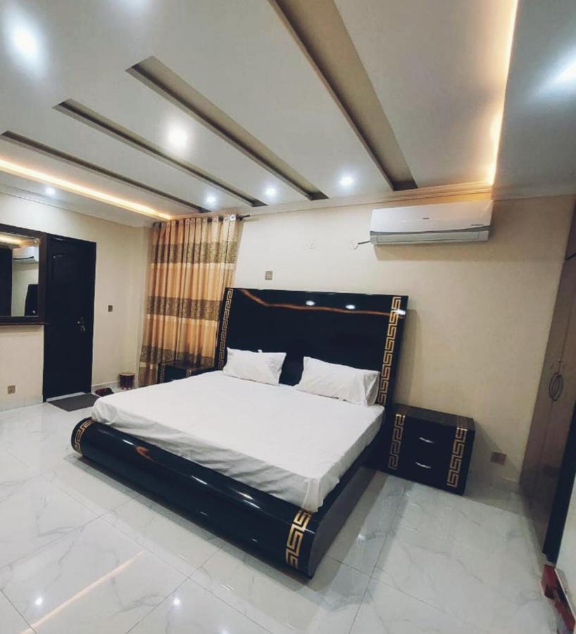 Hotel White Pearl Лахор Экстерьер фото