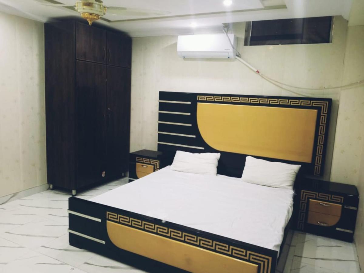 Hotel White Pearl Лахор Экстерьер фото