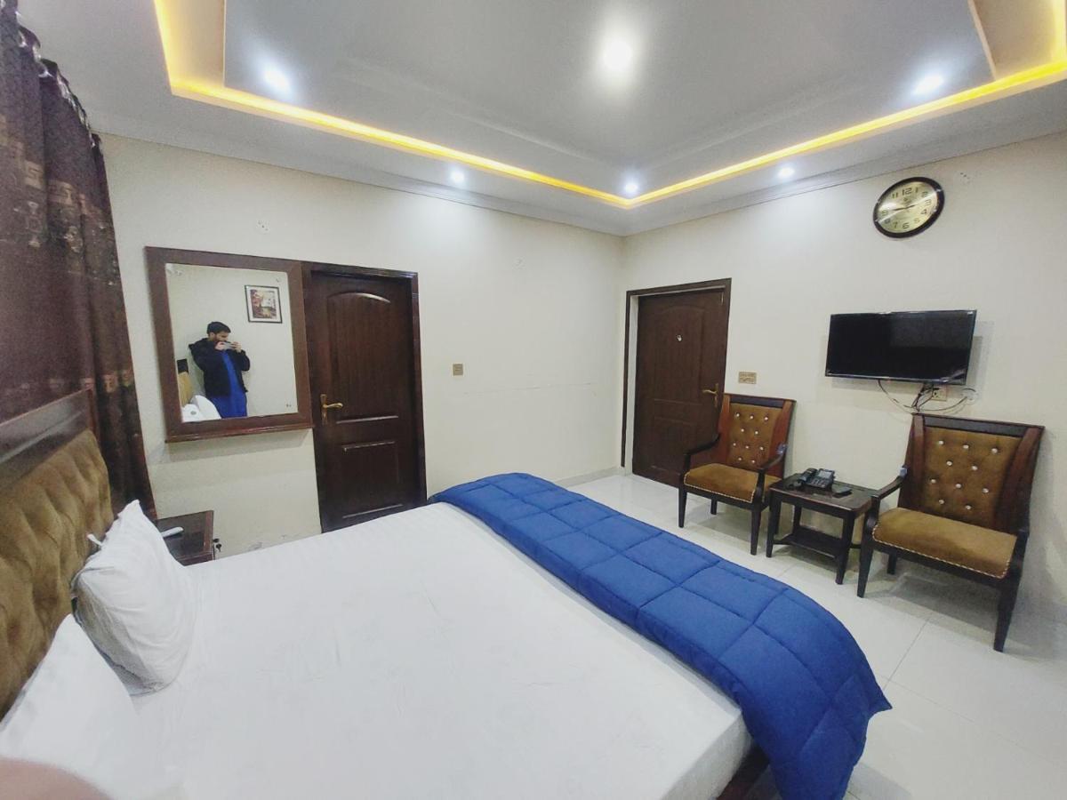 Hotel White Pearl Лахор Экстерьер фото
