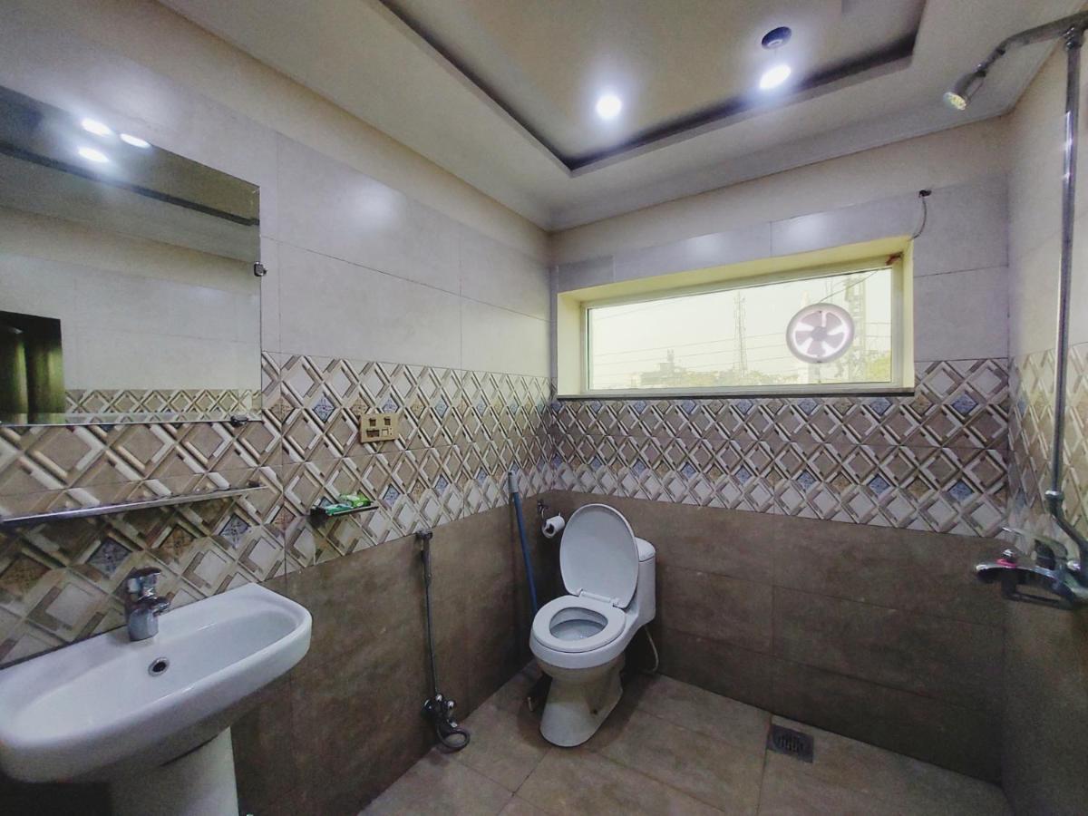 Hotel White Pearl Лахор Экстерьер фото