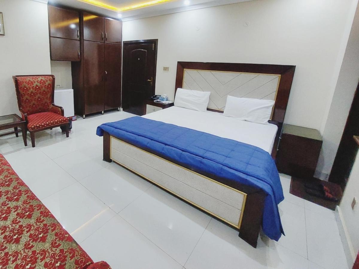 Hotel White Pearl Лахор Экстерьер фото