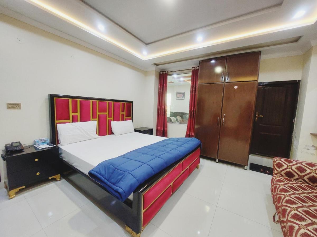 Hotel White Pearl Лахор Экстерьер фото