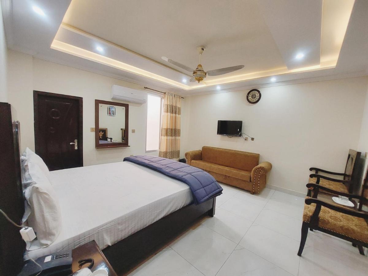 Hotel White Pearl Лахор Экстерьер фото